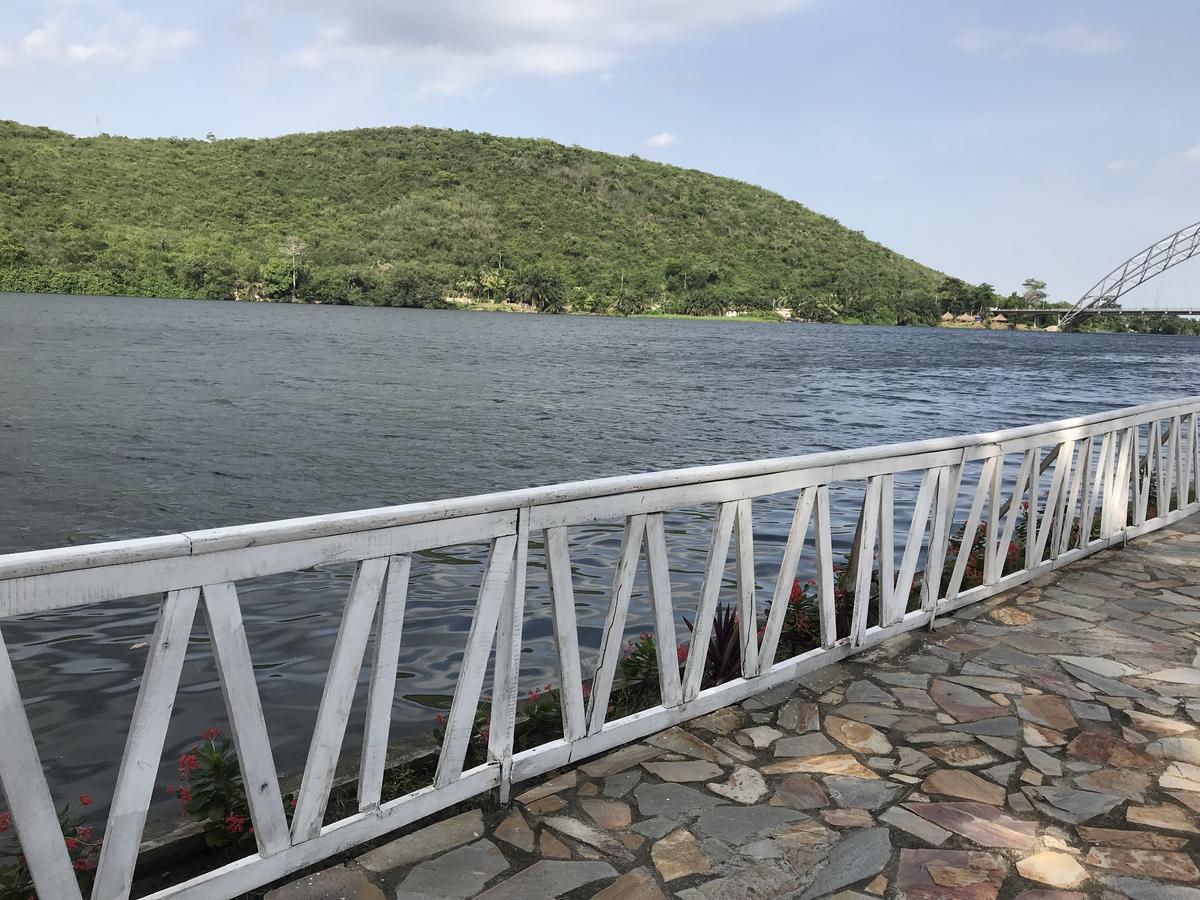 Akosombo Continental Hotel Luaran gambar