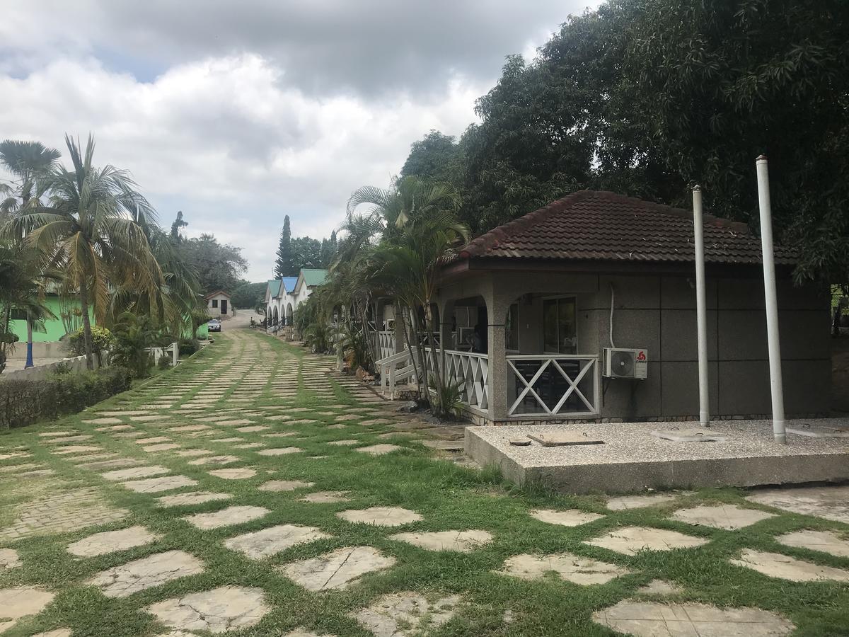 Akosombo Continental Hotel Luaran gambar